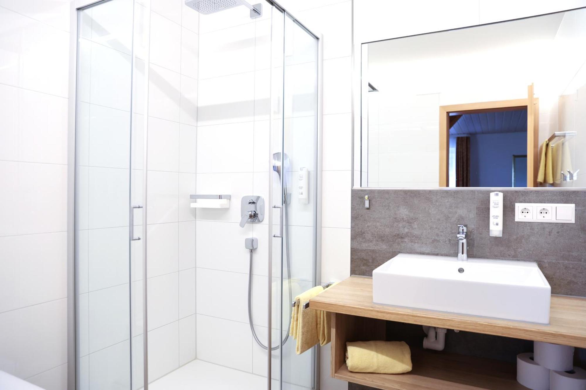Landhotel Schellenberg Юберлинген Екстериор снимка