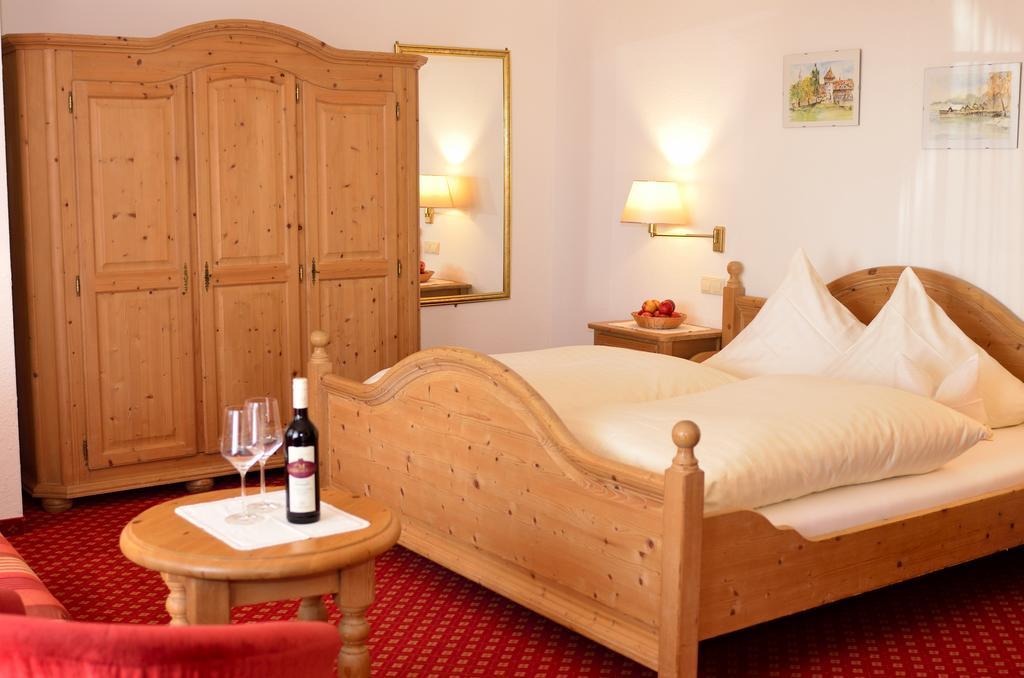 Landhotel Schellenberg Юберлинген Екстериор снимка